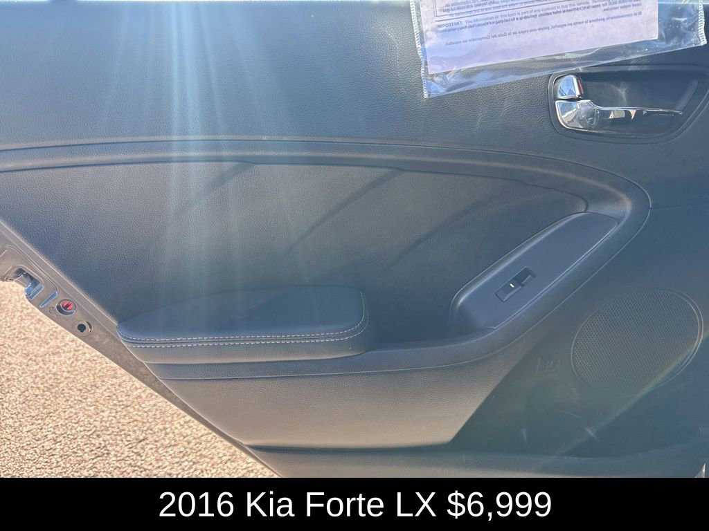 Used 2016 Kia Forte LX image 13