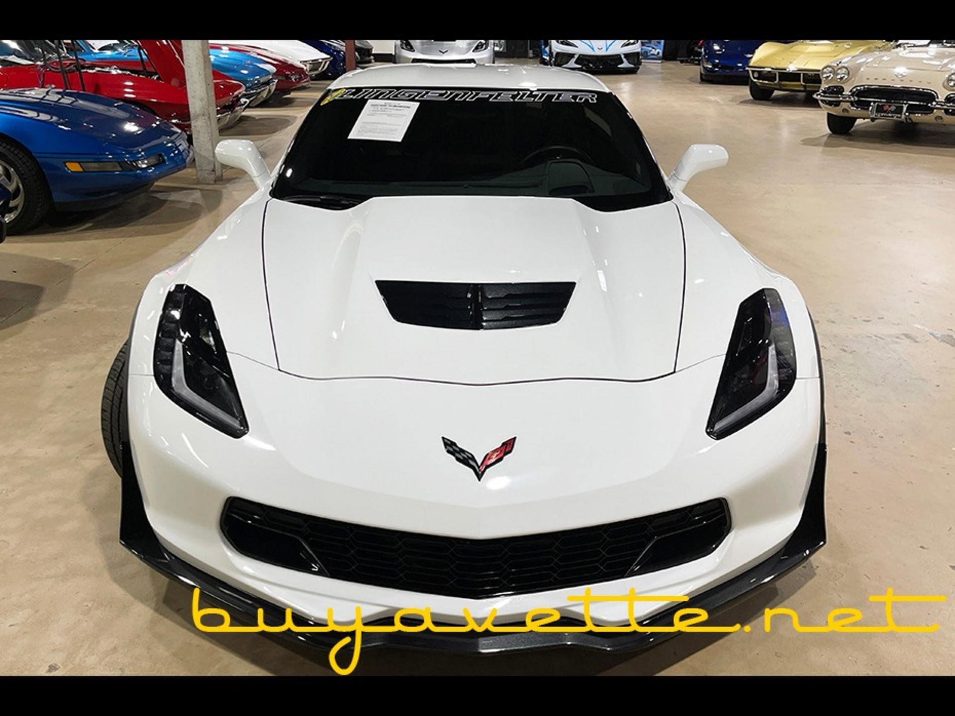 Used 2015 Chevrolet Corvette Z06 w/ Z07 Performance Package image 4