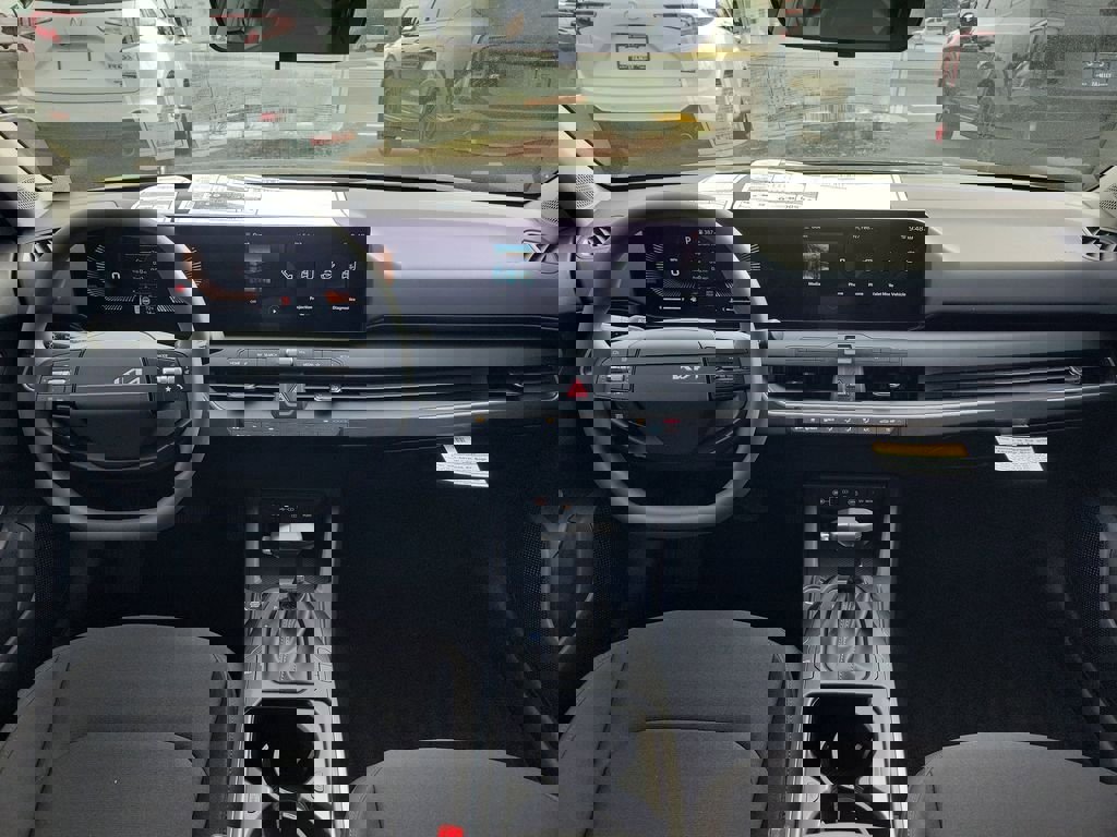 New 2026 Kia K4 LXS image 16