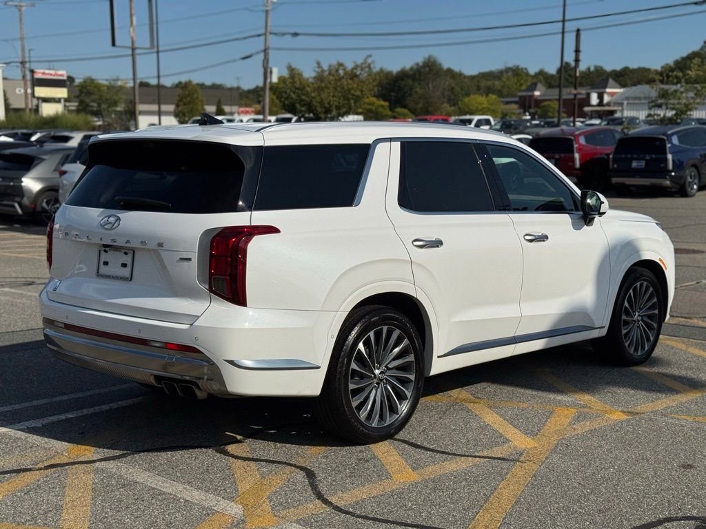 Used 2023 Hyundai Palisade Calligraphy image 6
