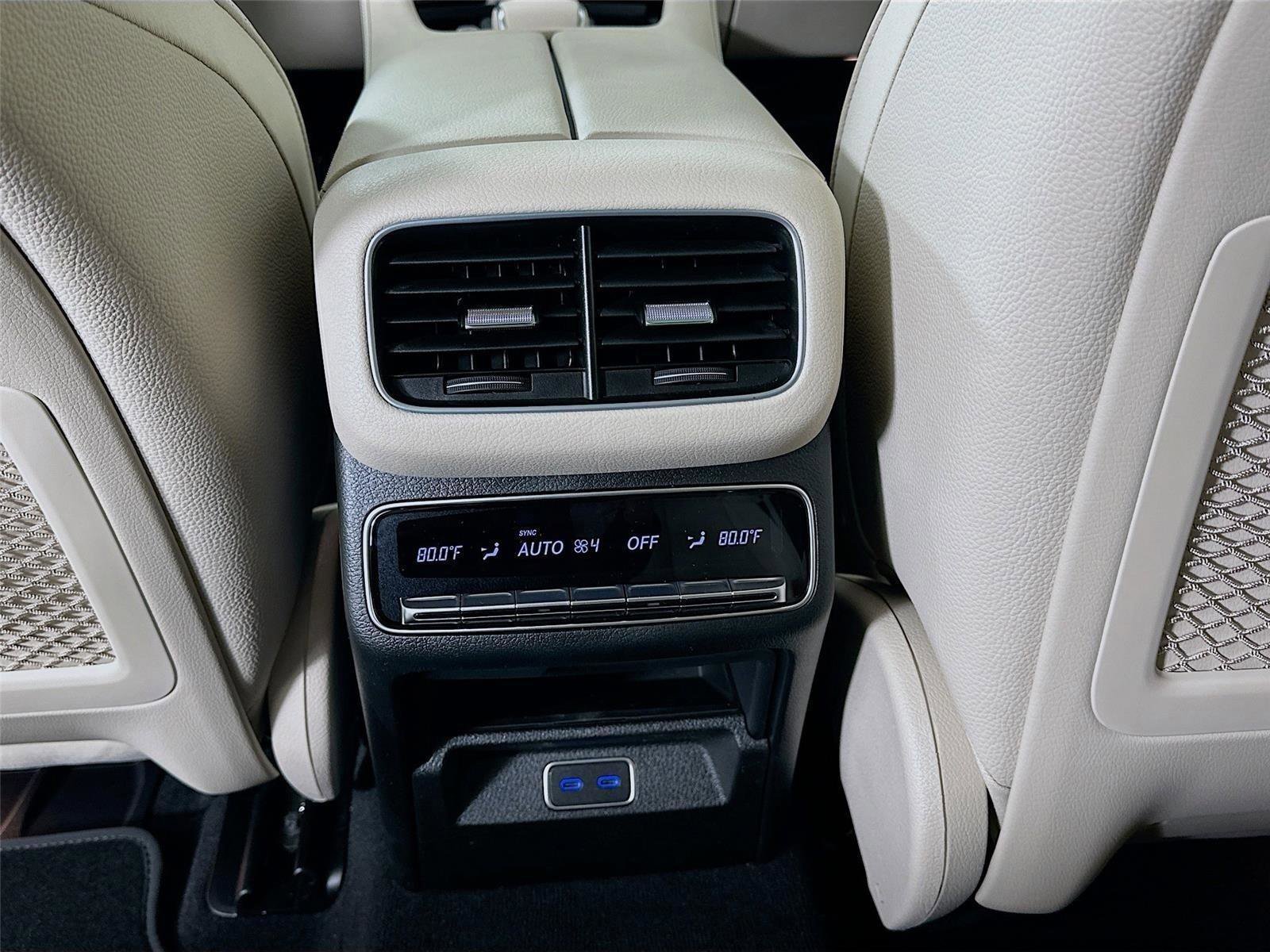 Certified 2026 Mercedes-Benz GLS 450 4MATIC image 33