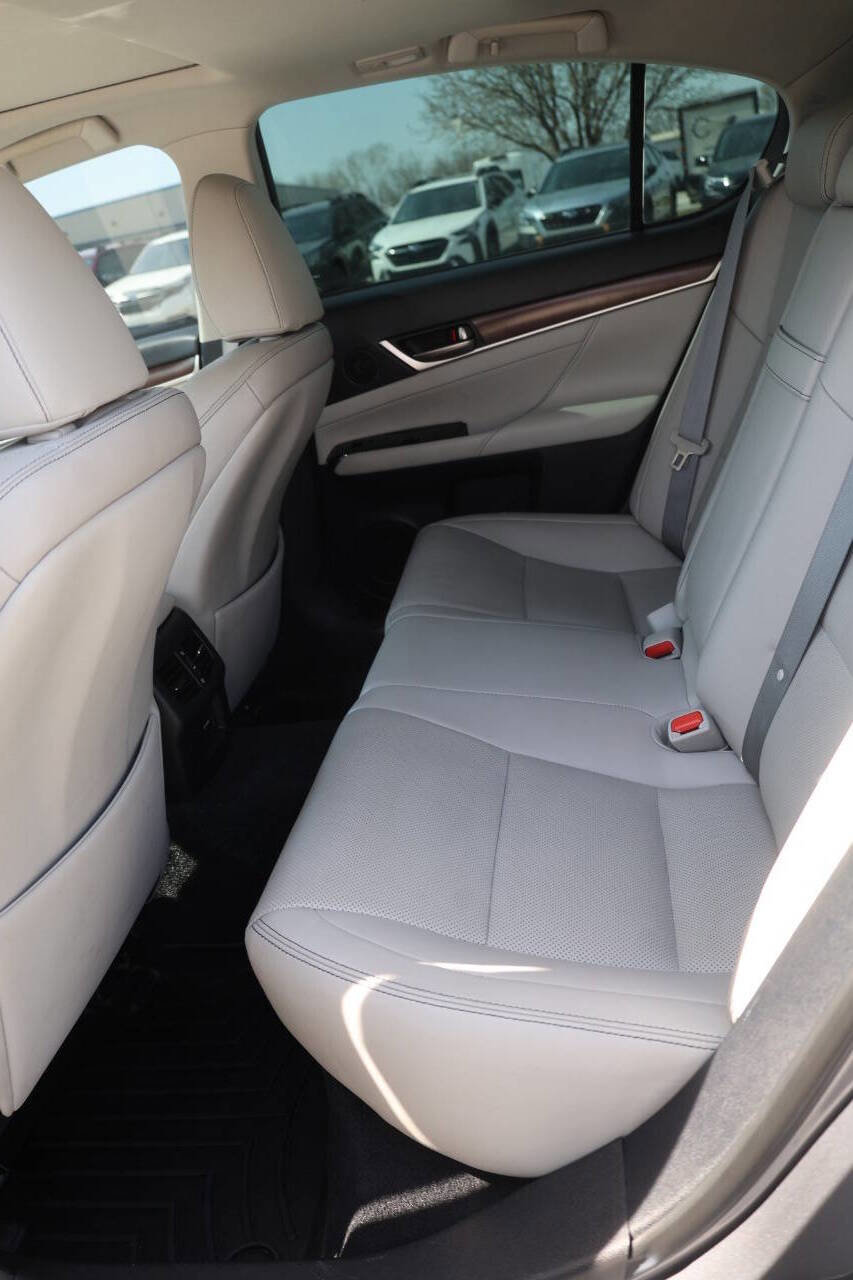 Used 2015 Lexus GS 350 RWD image 17