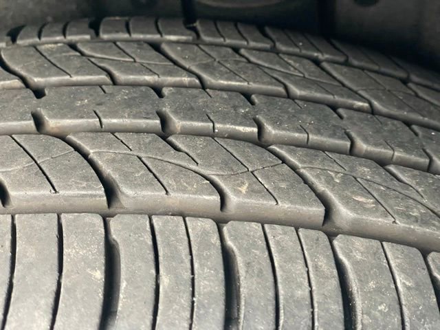 Used 2021 Chevrolet Equinox LS image 26