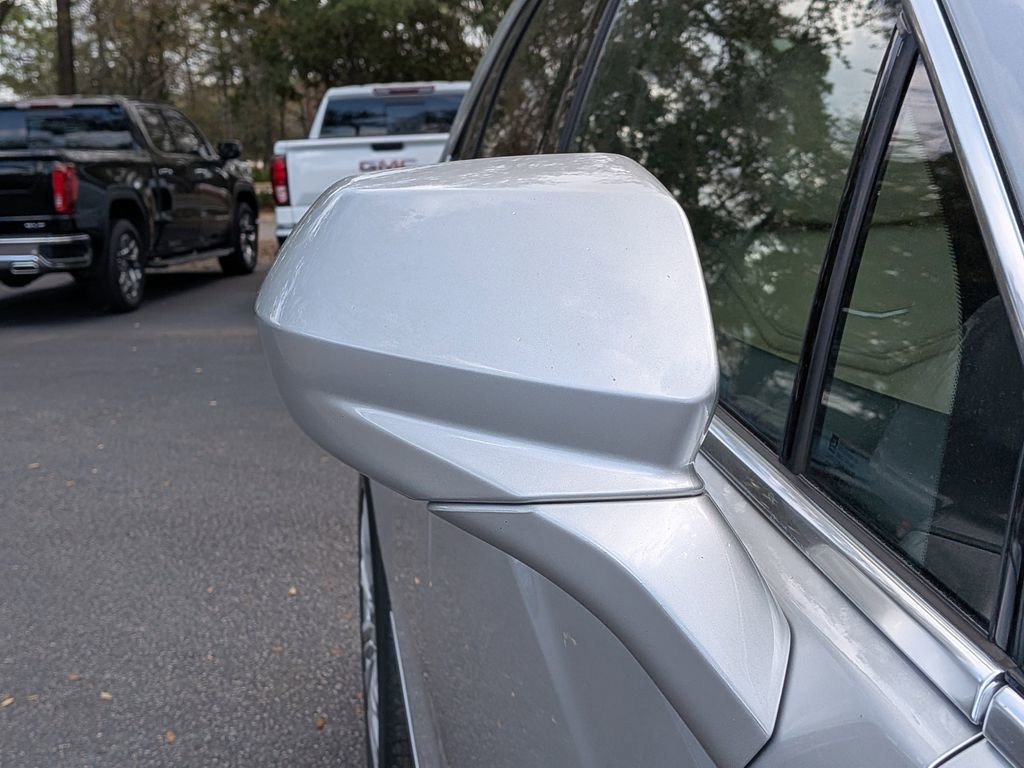 Used 2018 Cadillac XT5 Premium Luxury image 13