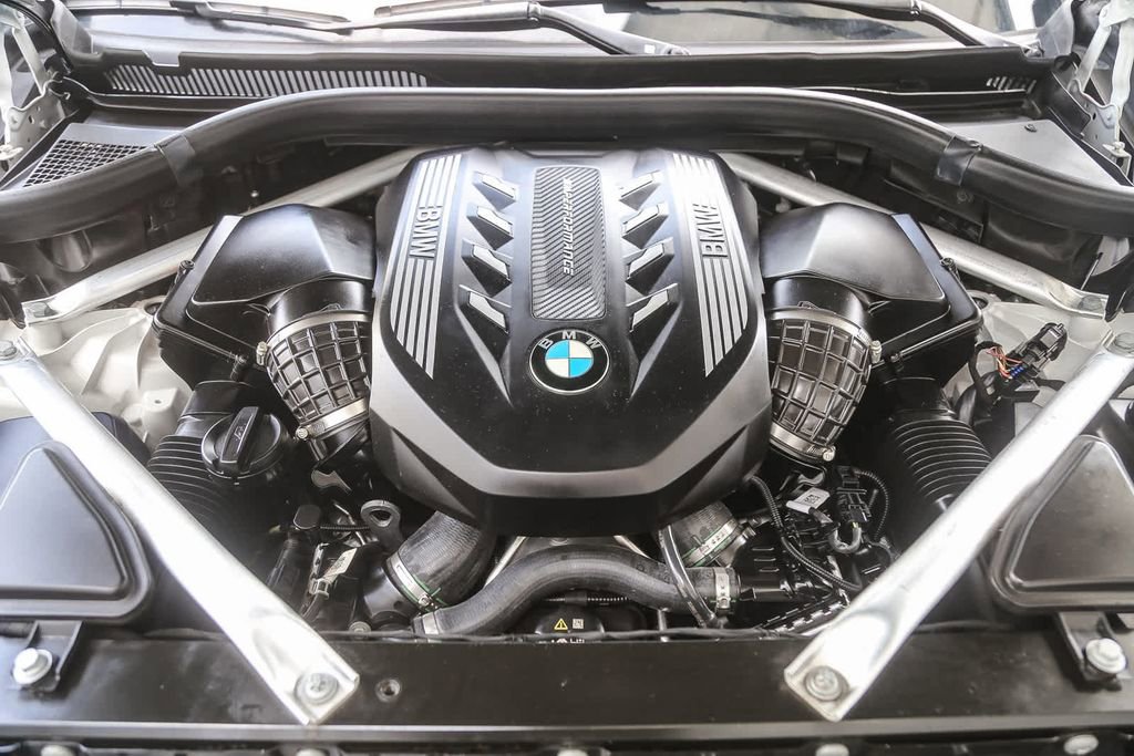 Used 2023 BMW X5 M50i image 24