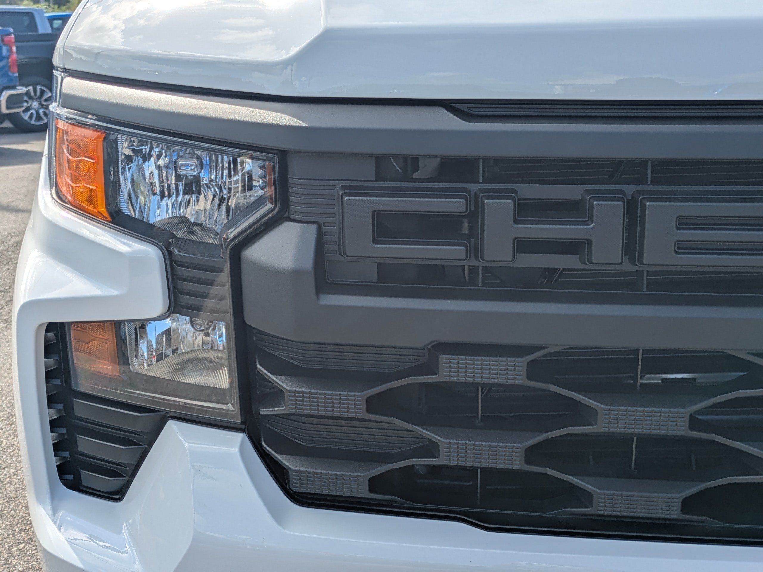 New 2026 Chevrolet Silverado 1500 Custom Trail Boss w/ LPO, Dark Essentials Package AWD/4WD image 10