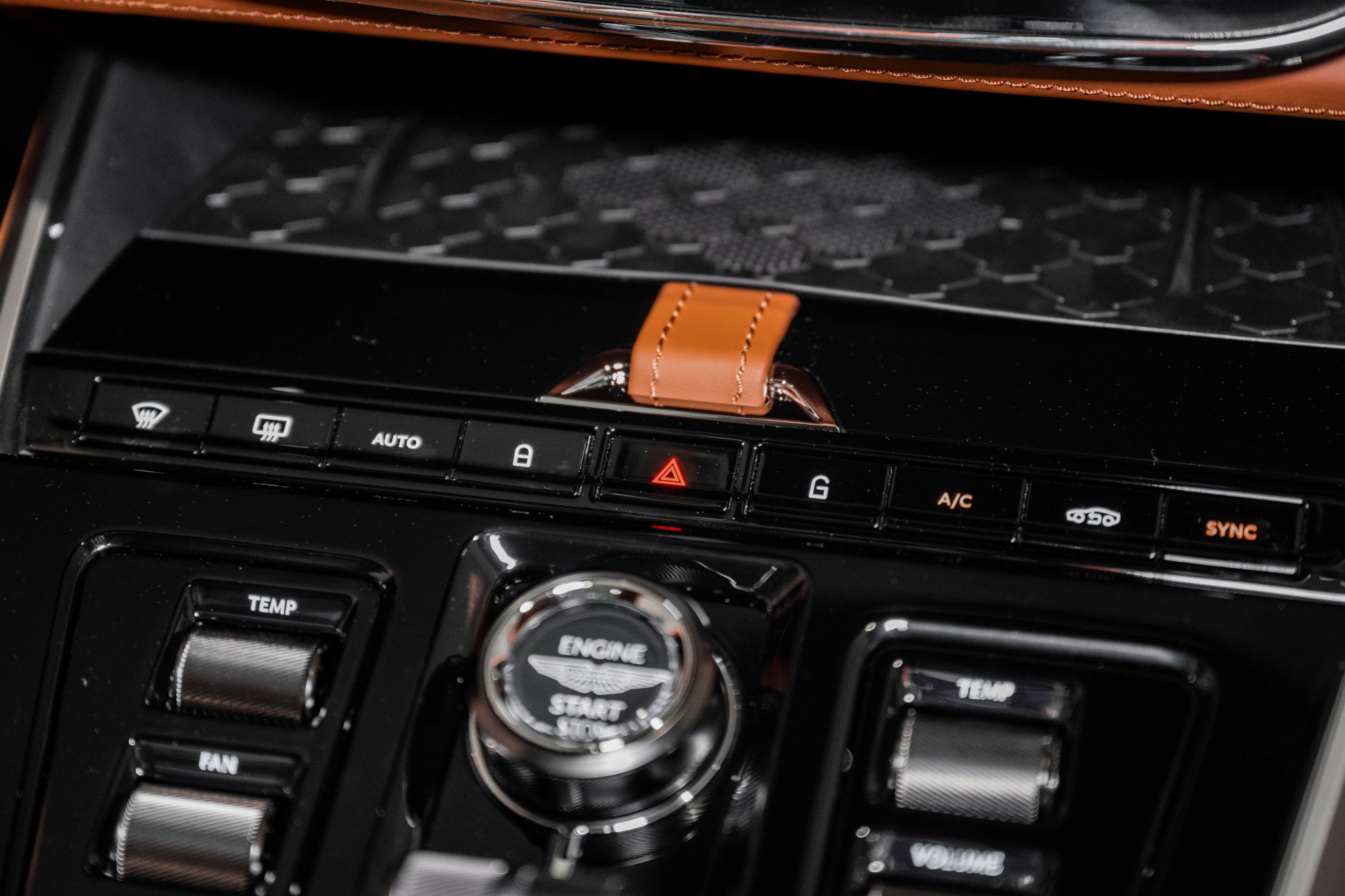 New 2026 Aston Martin DBX S image 34