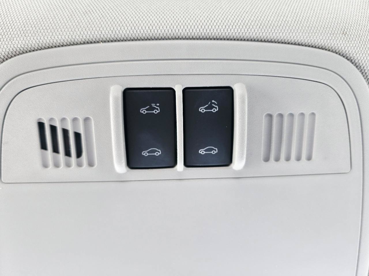 Used 2017 Buick Regal Sport Touring FWD image 40