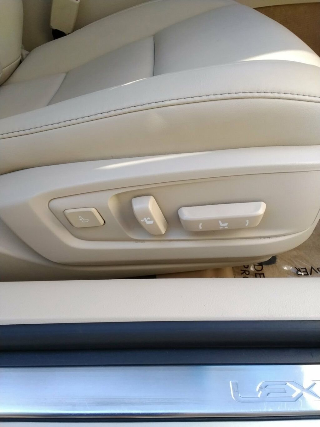Used 2014 Lexus ES 350 FWD image 12