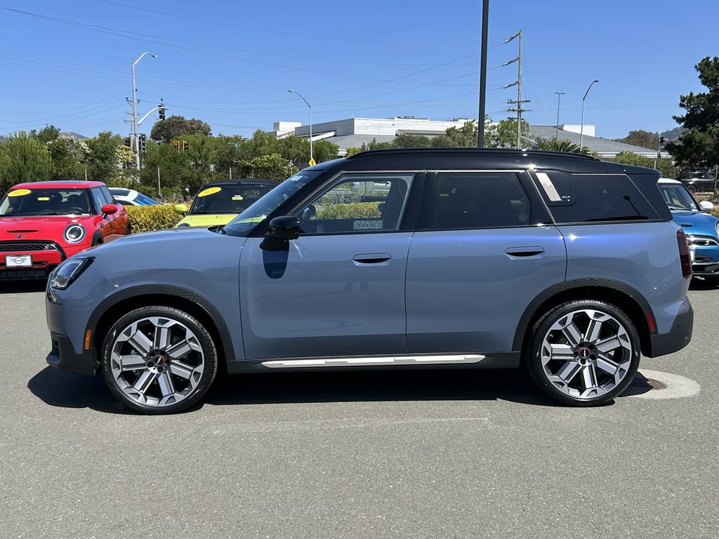 New 2025 MINI Cooper Countryman S w/ Comfort Package Max image 2