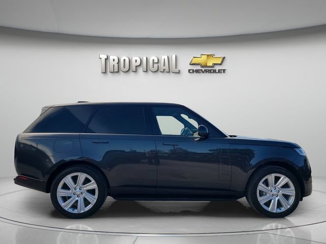 Used 2023 Land Rover Range Rover SE AWD/4WD image 6