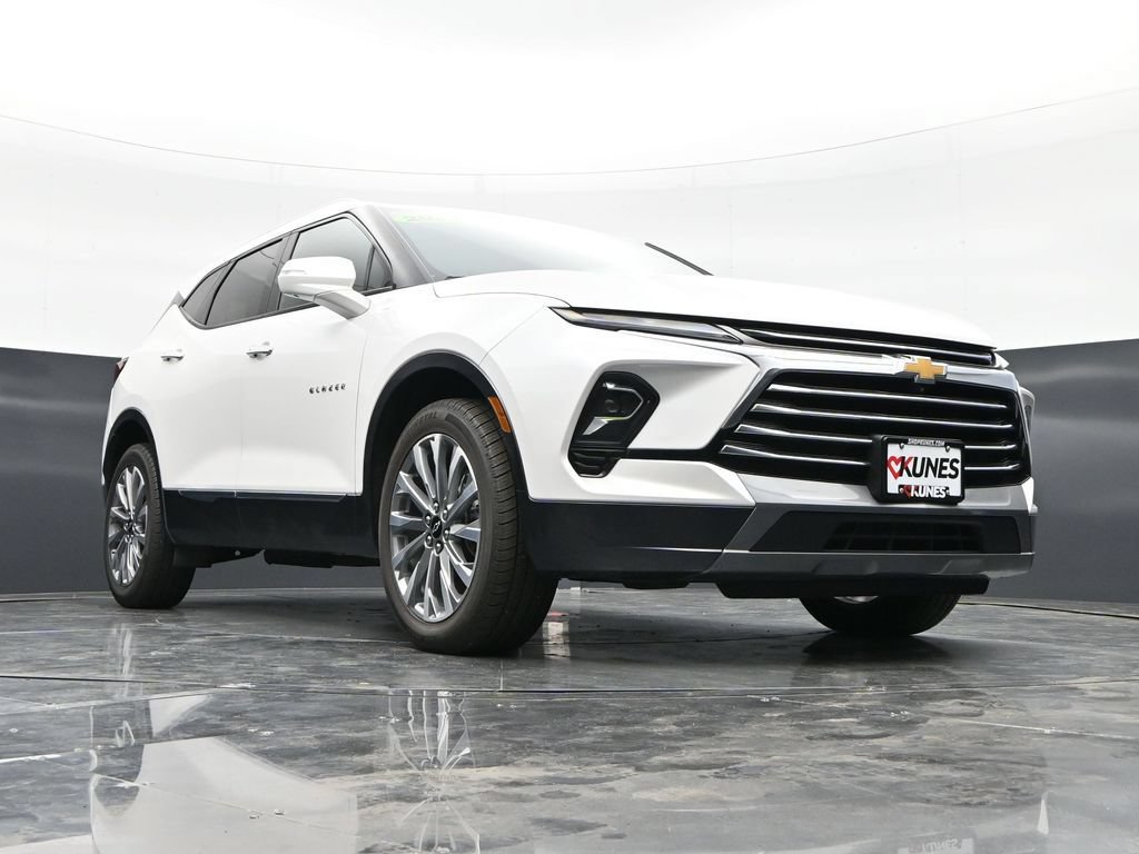 Used 2024 Chevrolet Blazer Premier w/ Driver Confidence II Package AWD/4WD image 45