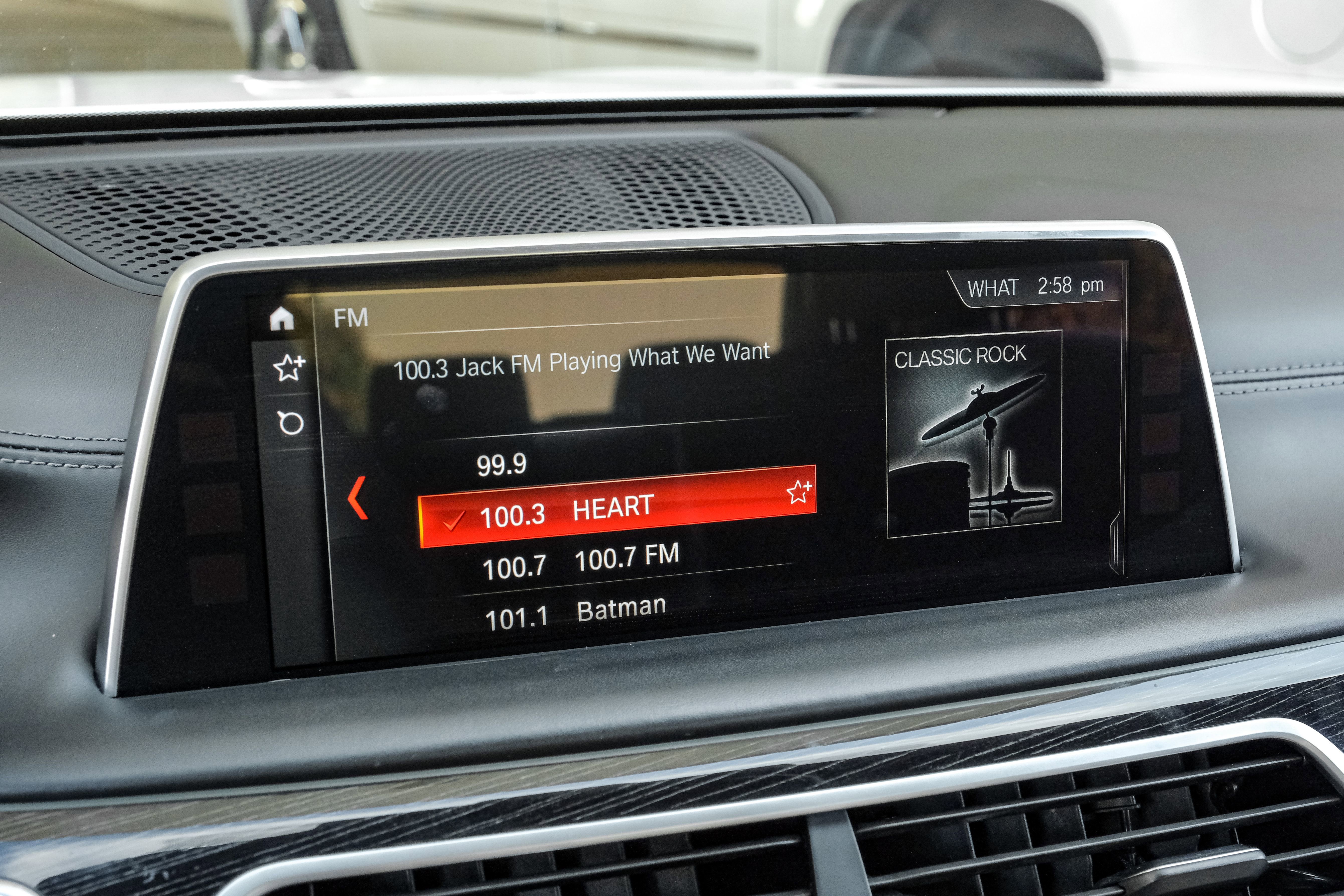 Used 2018 BMW 750i 750i image 32