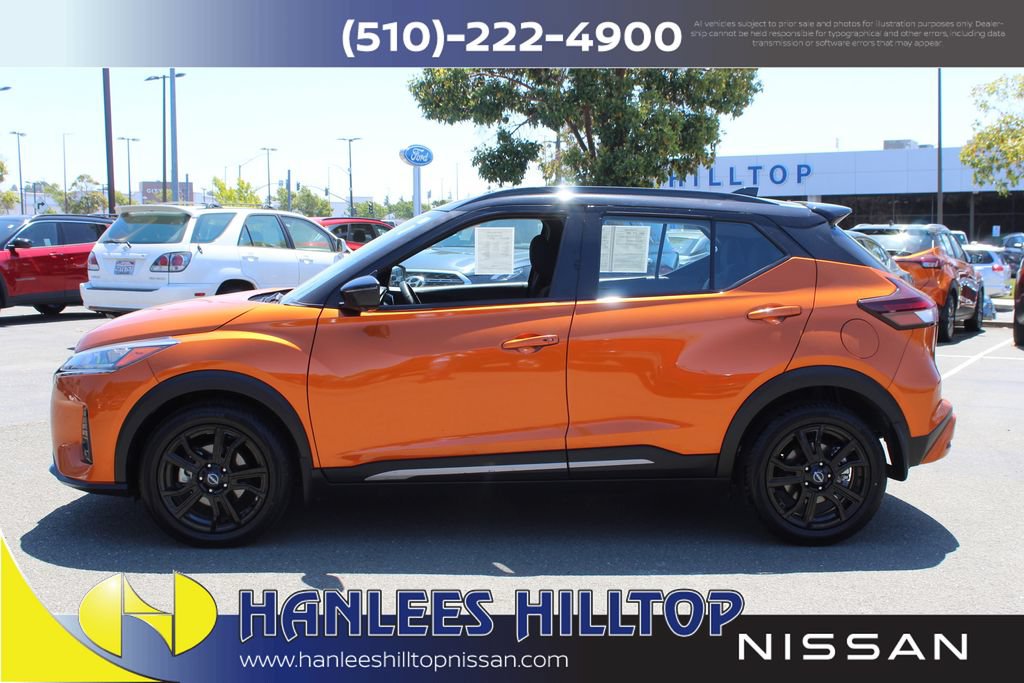 Used 2024 Nissan Kicks SR FWD image 2