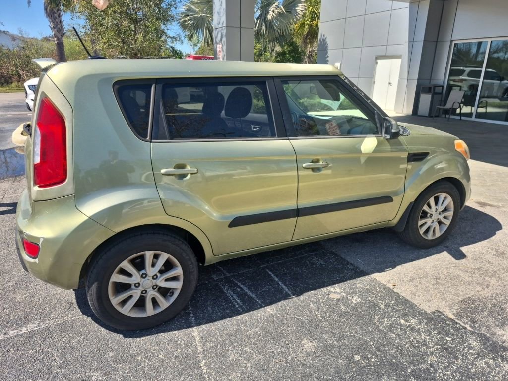 Used 2012 Kia Soul + image 14