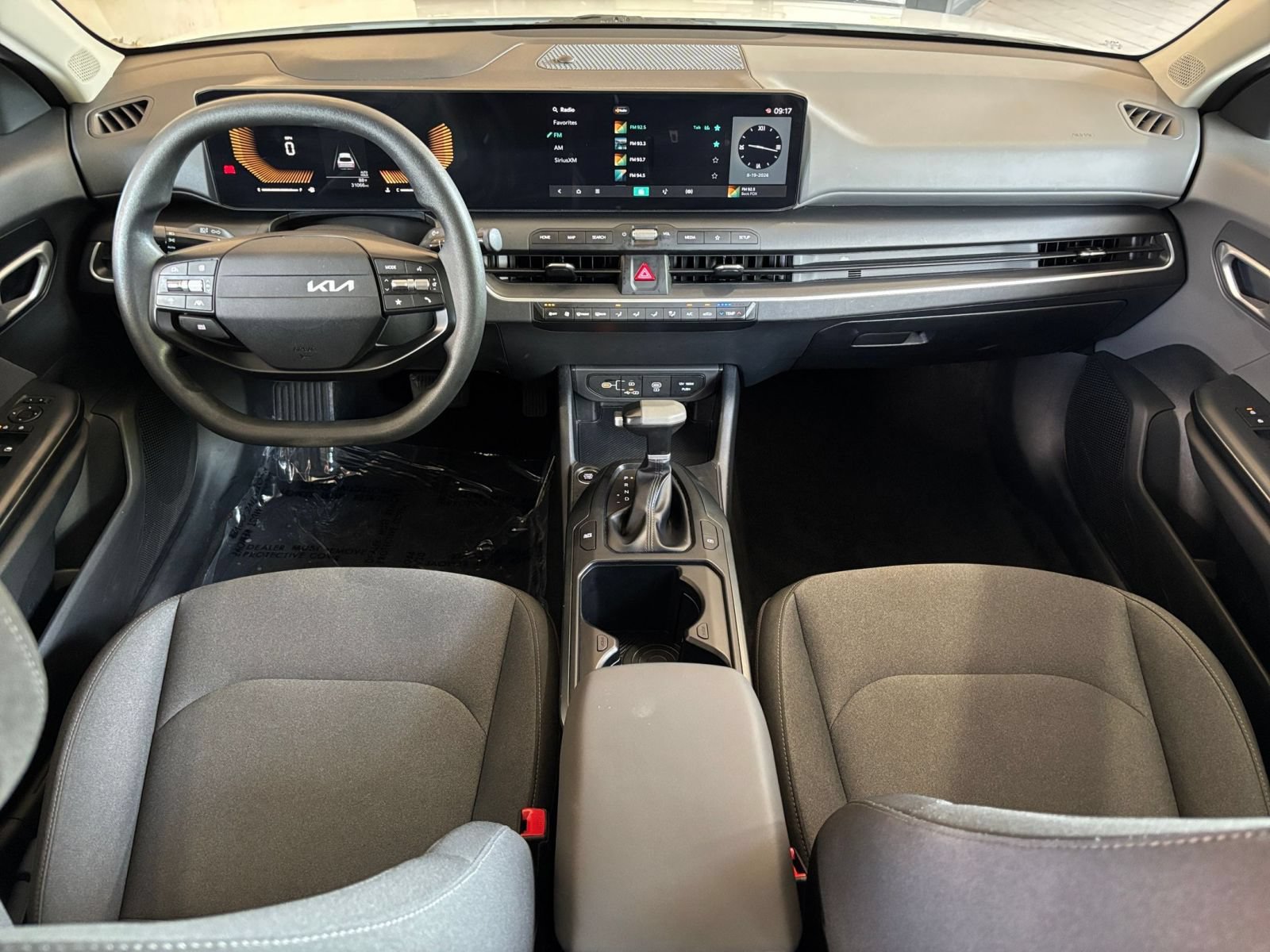 Used 2025 Kia K4 FWD image 31
