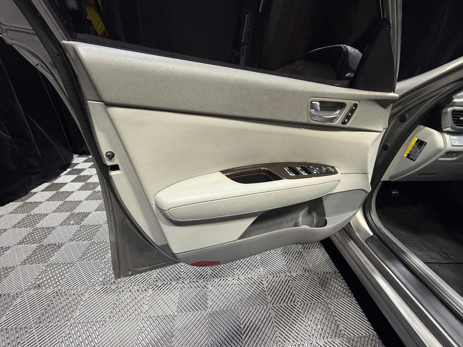 Used 2016 Kia Optima EX w/ Premium Package image 13