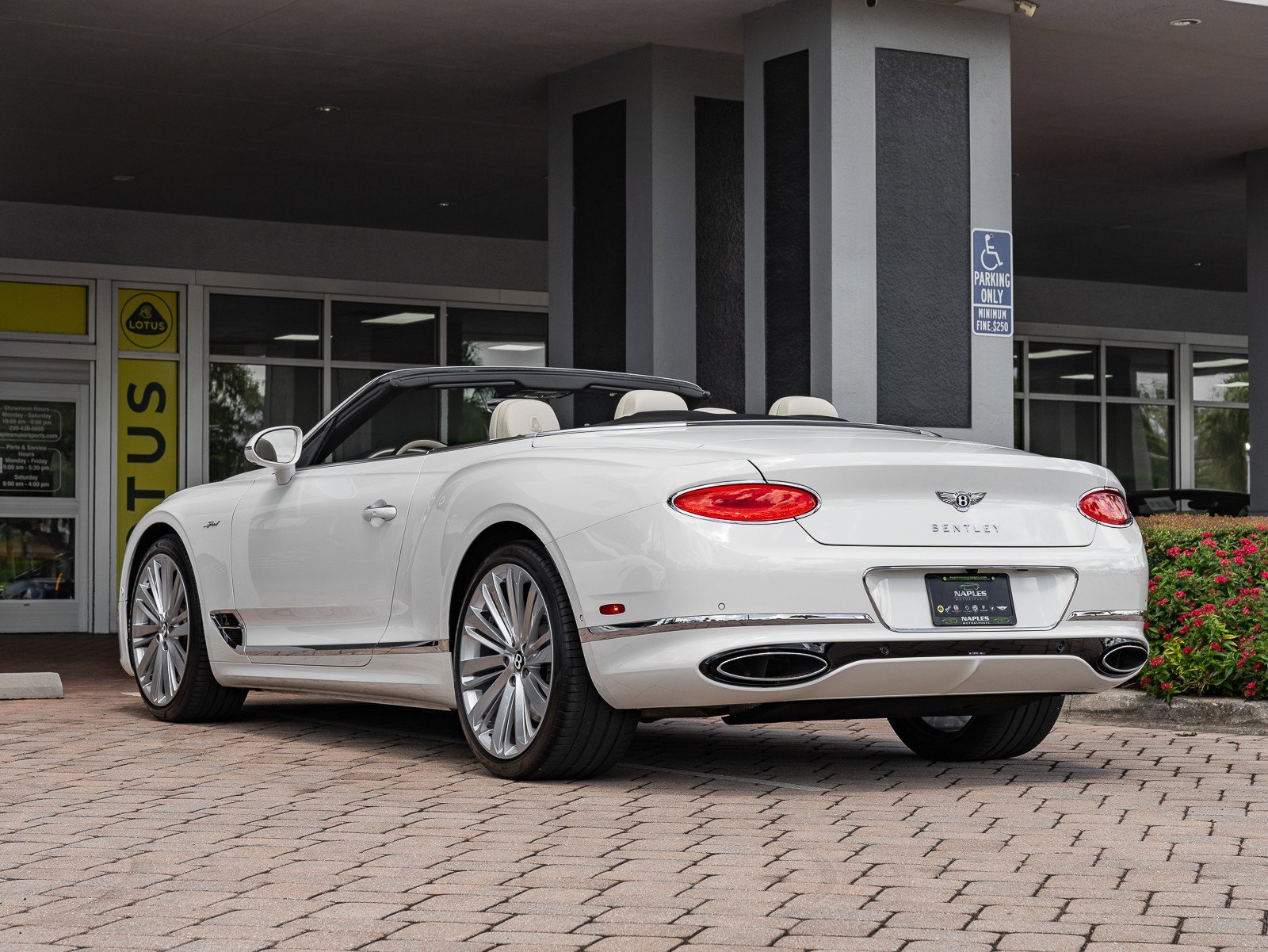 Used 2022 Bentley Continental GT Speed image 38