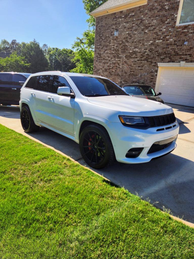 Used 2017 Jeep Grand Cherokee SRT w/ Trailer Tow Group IV AWD/4WD image 2