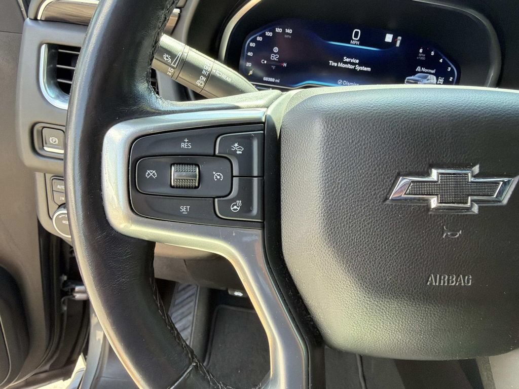 Used 2022 Chevrolet Tahoe Z71 w/ Luxury Package AWD/4WD image 28