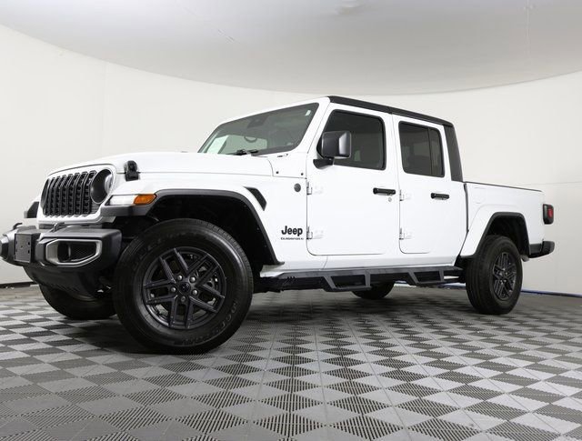 Used 2024 Jeep Gladiator Sport