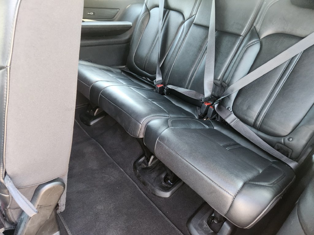 Used 2024 Jeep Wagoneer Series II w/ Flexible Seating Group RWD image 35