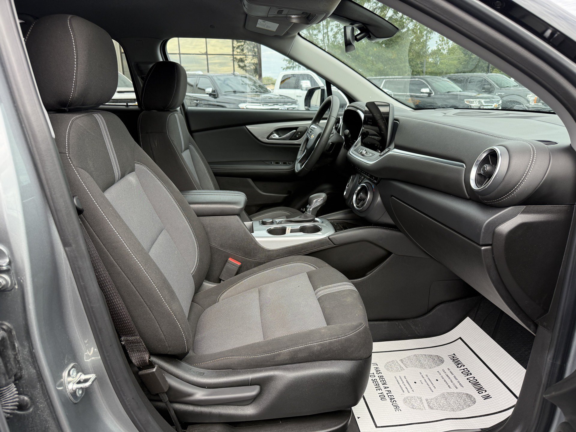 Used 2024 Chevrolet Blazer LT w/ Convenience Package FWD image 24