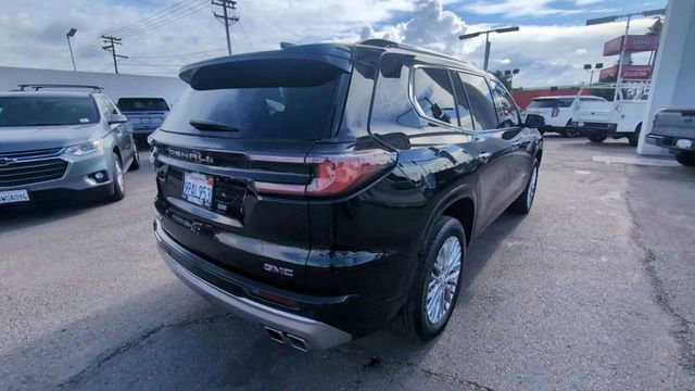 Used 2024 GMC Acadia Denali image 8