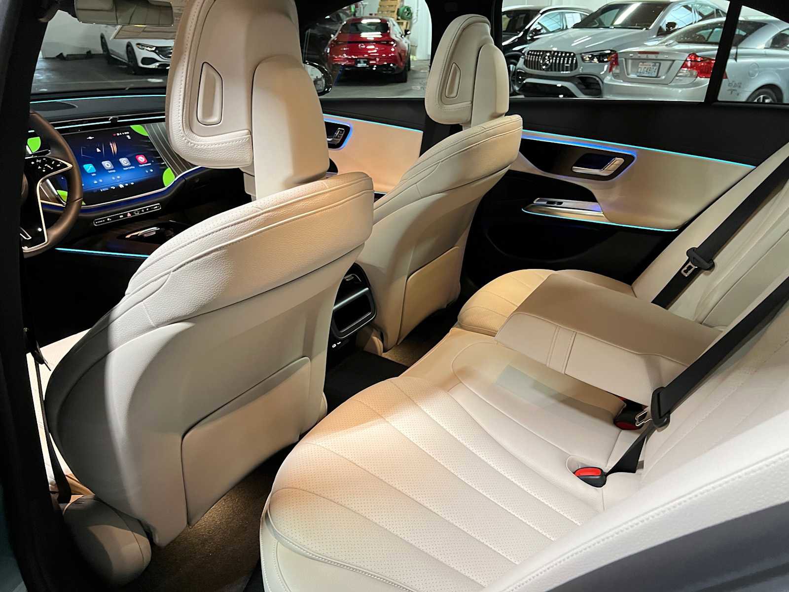New 2026 Mercedes-Benz E 350 4MATIC Sedan image 18