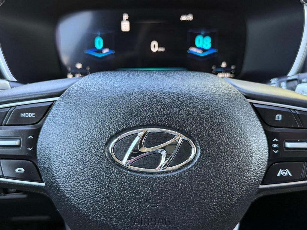 Used 2022 Hyundai Santa Fe Limited image 29