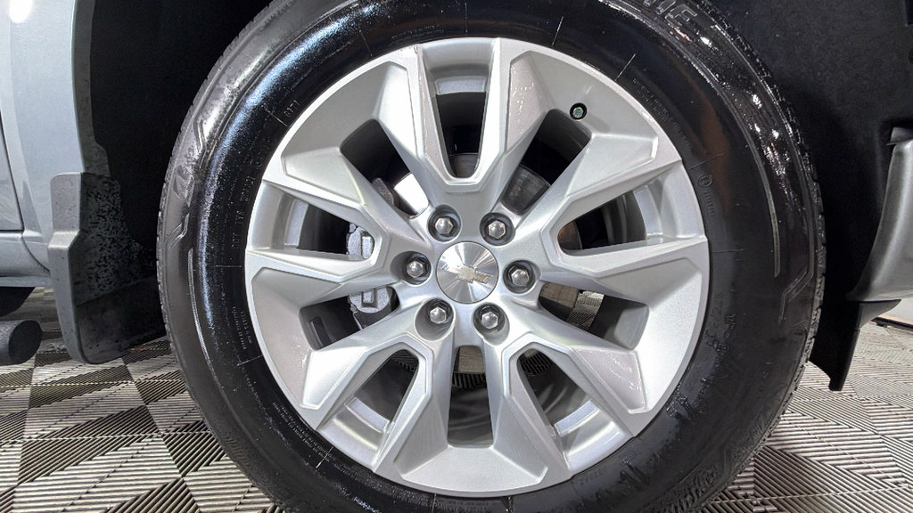 Certified 2024 Chevrolet Silverado 1500 Custom RWD image 36