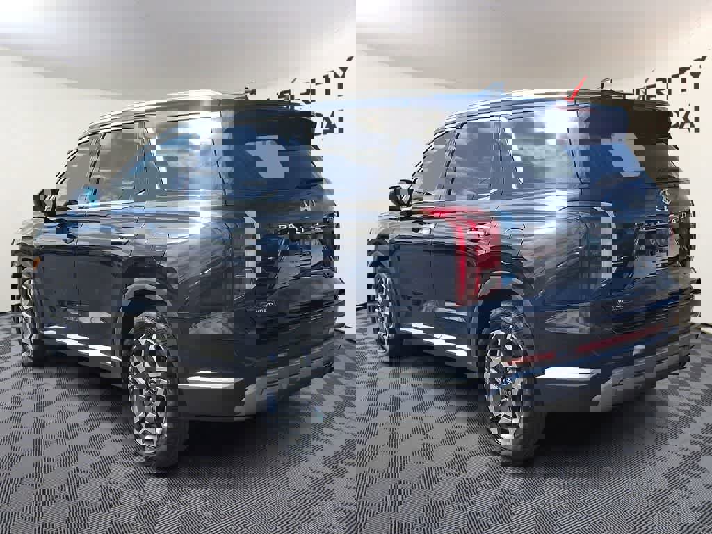 Used 2024 Hyundai Palisade Limited image 6