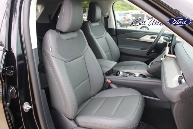 New 2026 Ford Explorer Active image 7