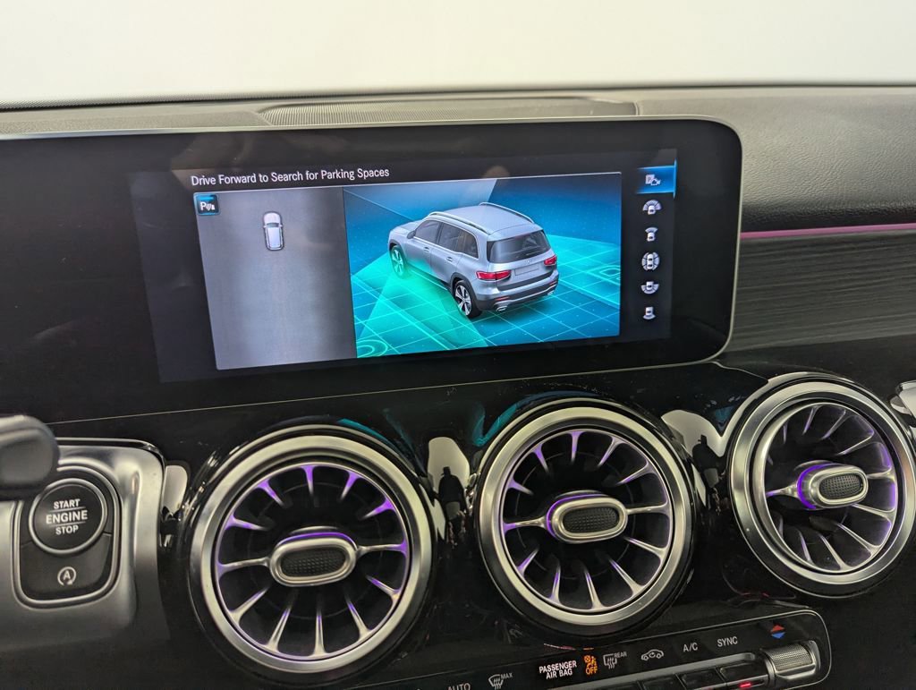 Used 2021 Mercedes-Benz GLB 250 image 49