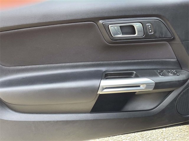 Certified 2018 Ford Mustang GT w/ Black Accent Pkg image 10