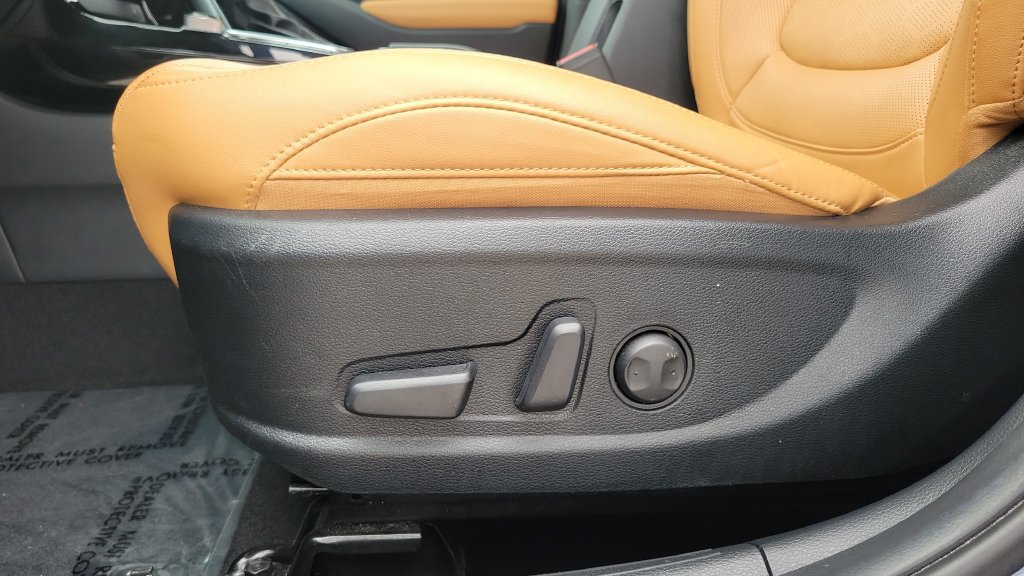 Used 2024 Kia Seltos EX FWD image 16