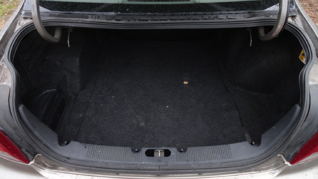 Used 2004 Ford Taurus SE image 14