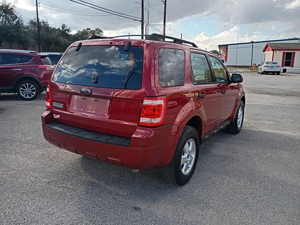 Used 2009 Ford Escape XLS image 5