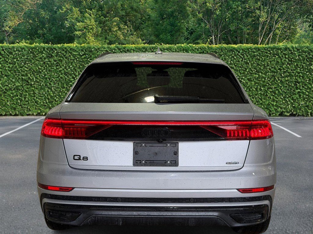 Used 2022 Audi Q8 Premium Plus w/ Premium Plus Package AWD/4WD image 5
