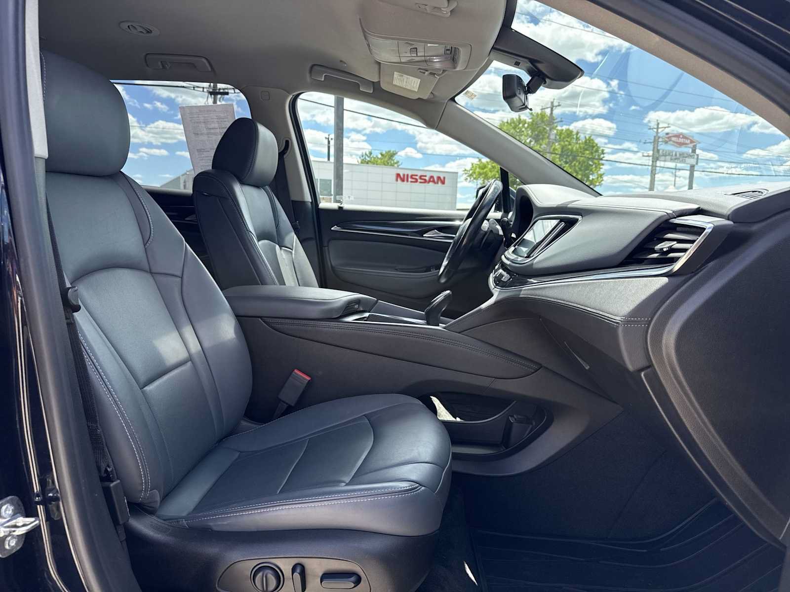 Used 2020 Buick Enclave Essence w/ Trailering Package, 5000 lbs. FWD image 27