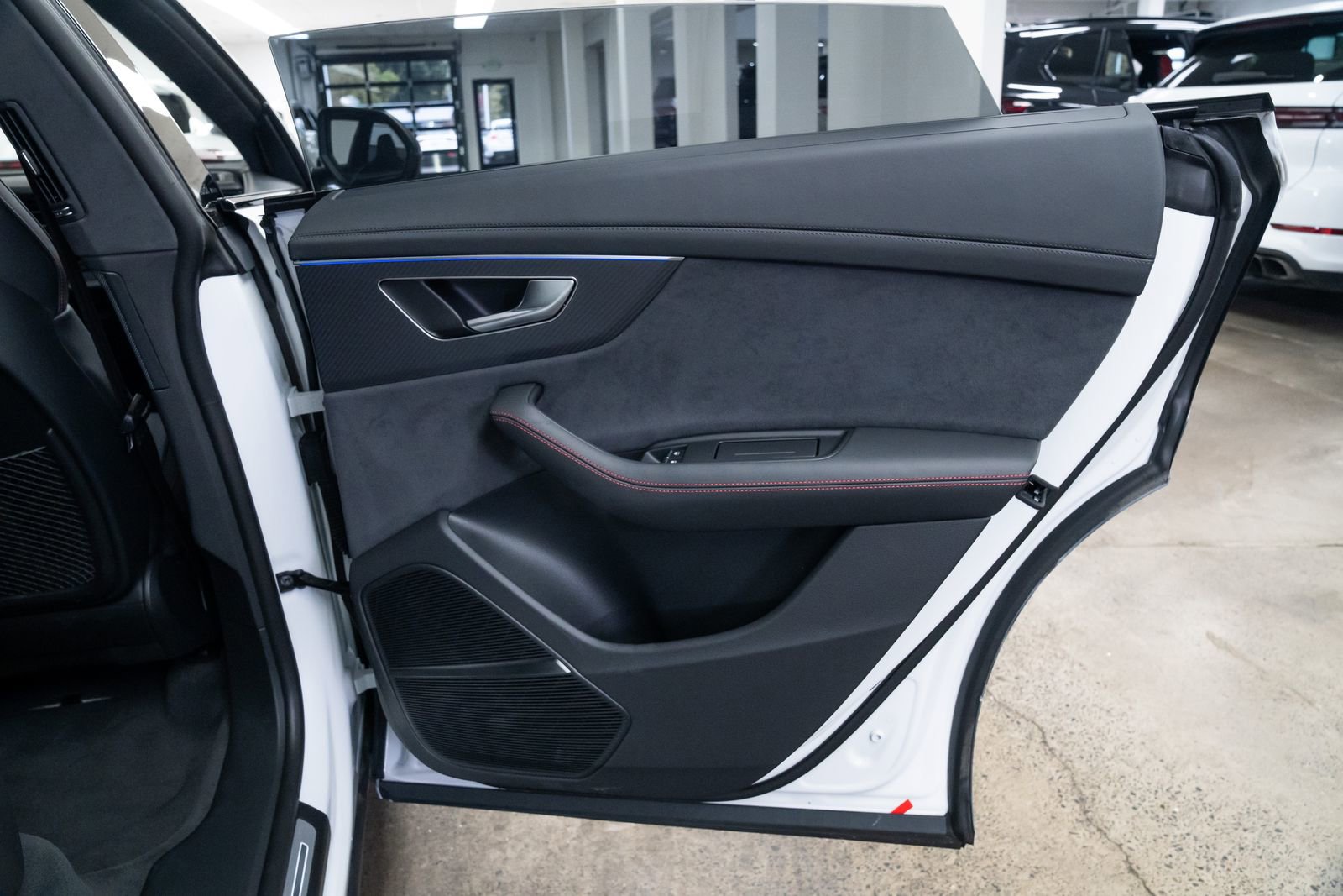 Used 2026 Audi RS Q8 performance image 21