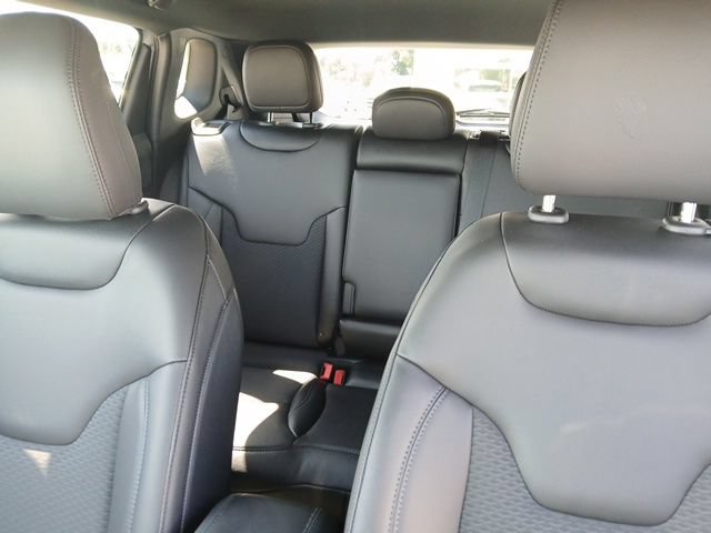 New 2026 Jeep Compass Latitude AWD/4WD image 13