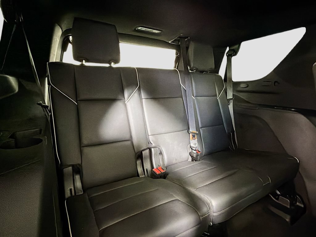 Used 2021 Cadillac Escalade Premium Luxury AWD/4WD image 30