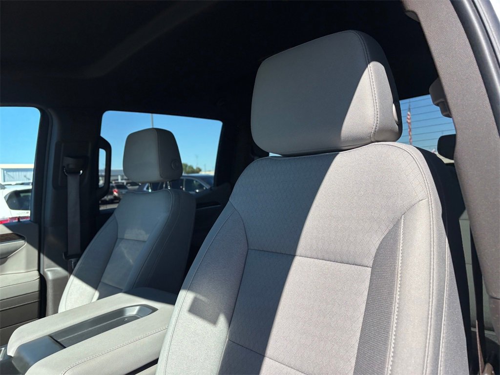 Used 2024 GMC Sierra 1500 SLE w/ X31 Off-Road Package image 13