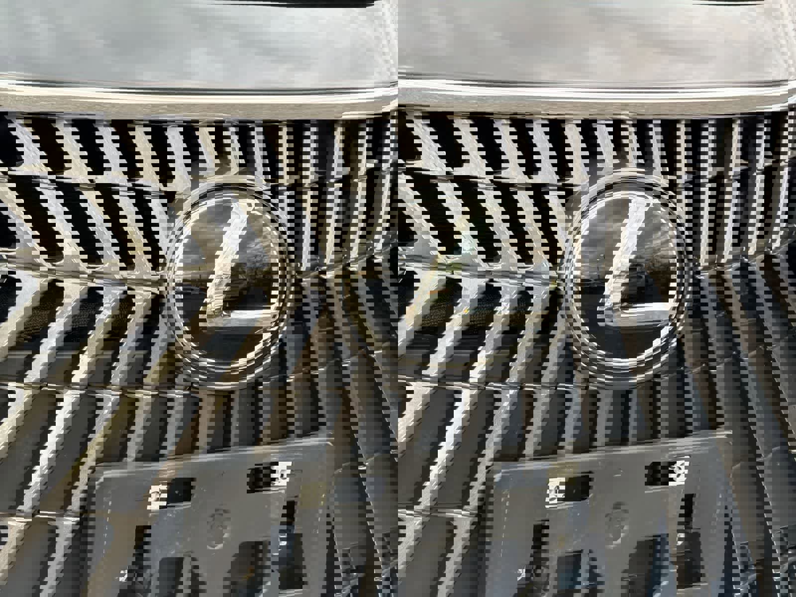 Used 2024 Lexus ES 350 w/ Premium Package image 12