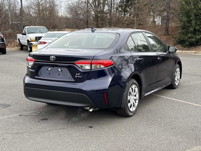 Used 2026 Toyota Corolla LE image 2
