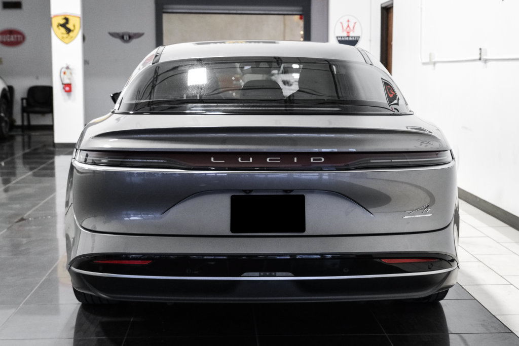 Used 2025 Lucid Air Touring AWD/4WD image 9