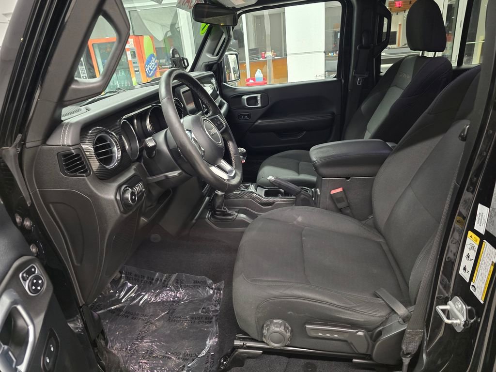 Certified 2018 Jeep Wrangler Unlimited Sahara image 16