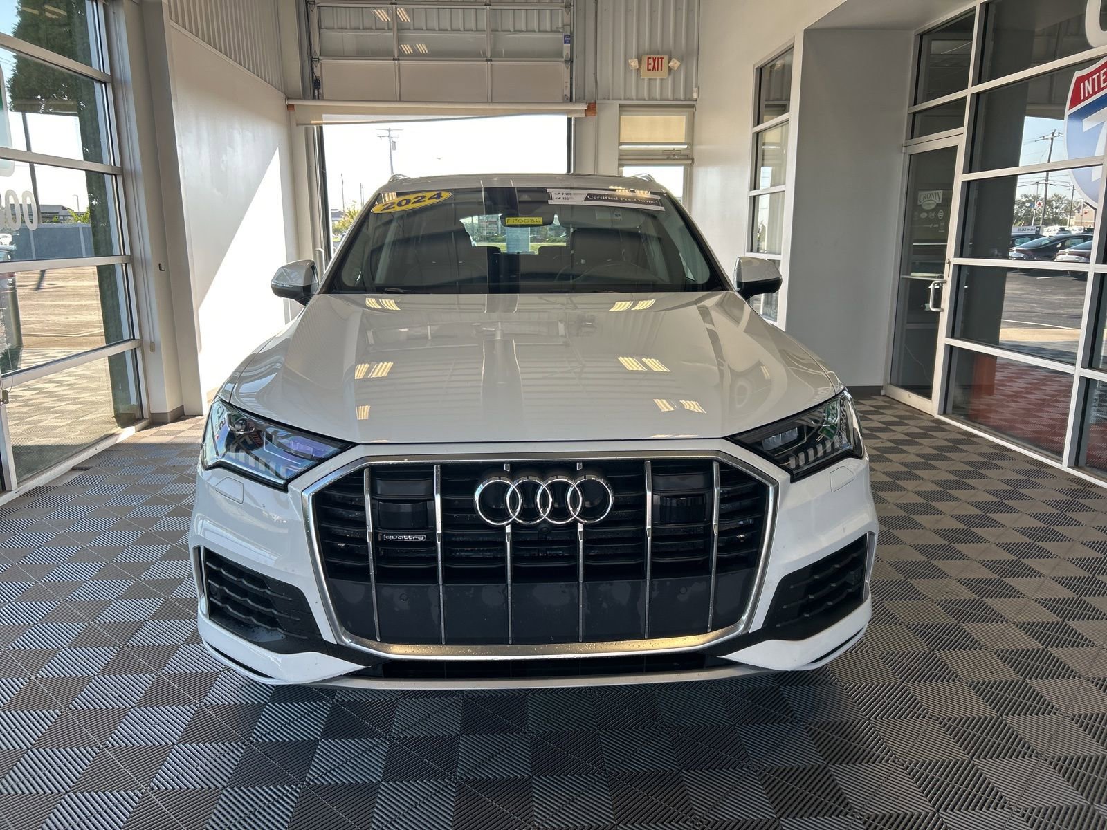 Used 2024 Audi Q7 2.0T Premium Plus image 2