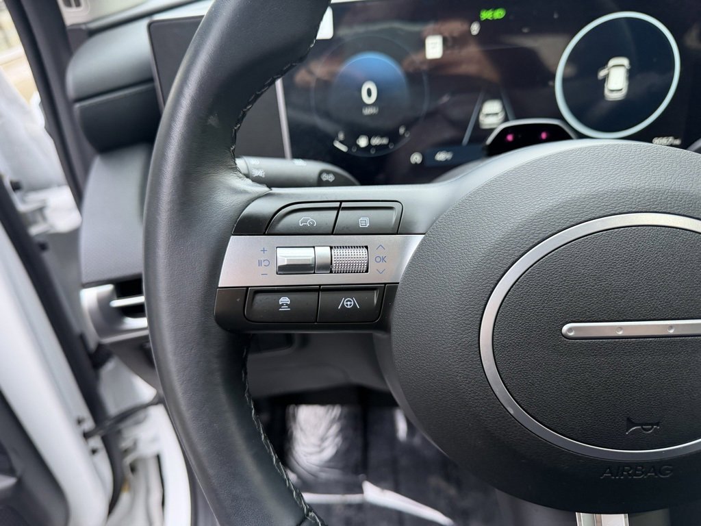 Certified 2025 Hyundai Tucson SEL image 16